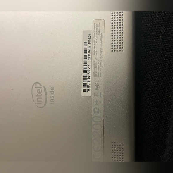Acer Iconia A1-830 Model A1311 - Picture 4 of 6